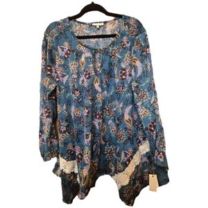 Tru Self 3x Paisley Floral top.